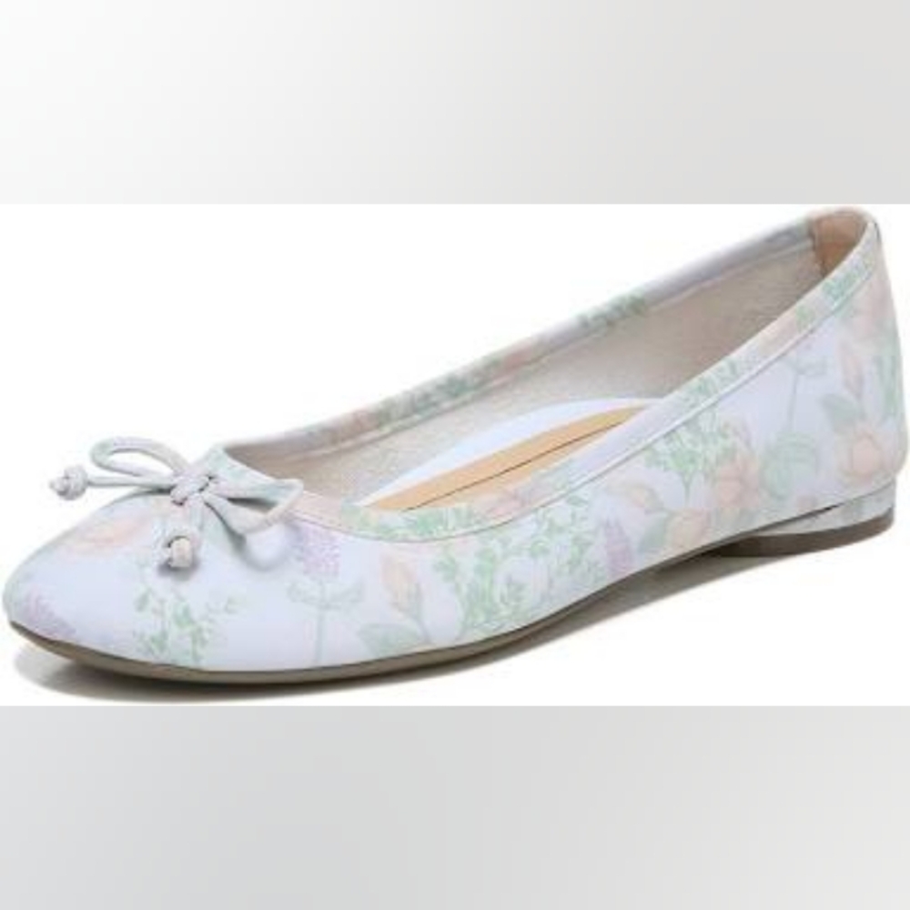 NWB Vionic Light Blue Floral Ballet Flats - Picture 3 of 8